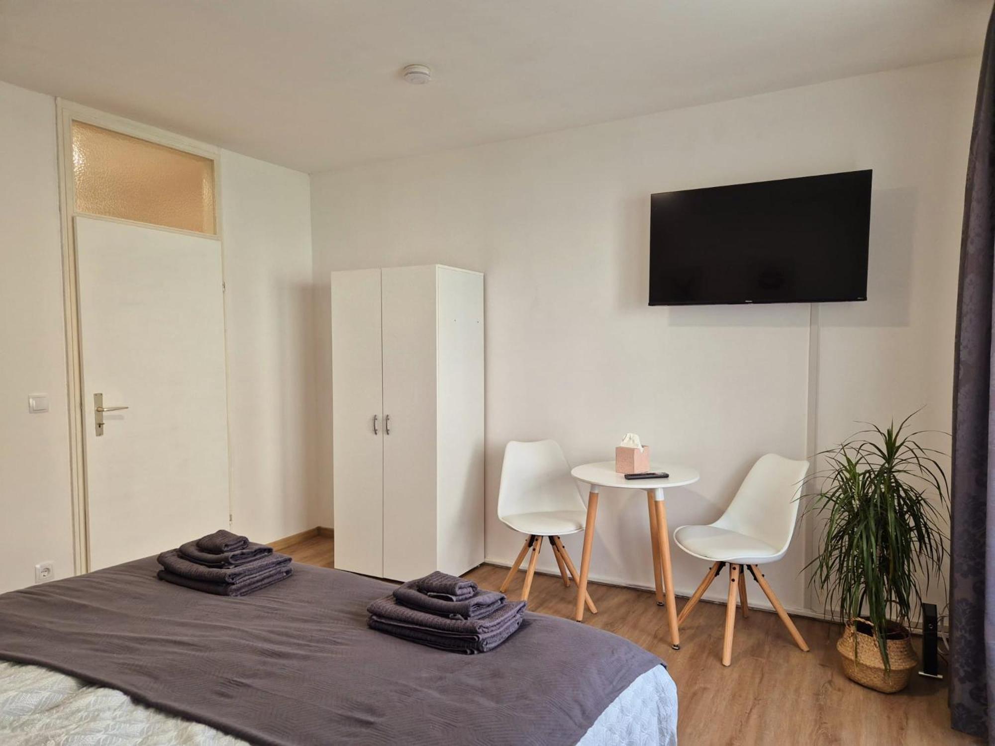 Ferienwohnung Aurelia บาดไรเฮนฮัล ภายนอก รูปภาพ